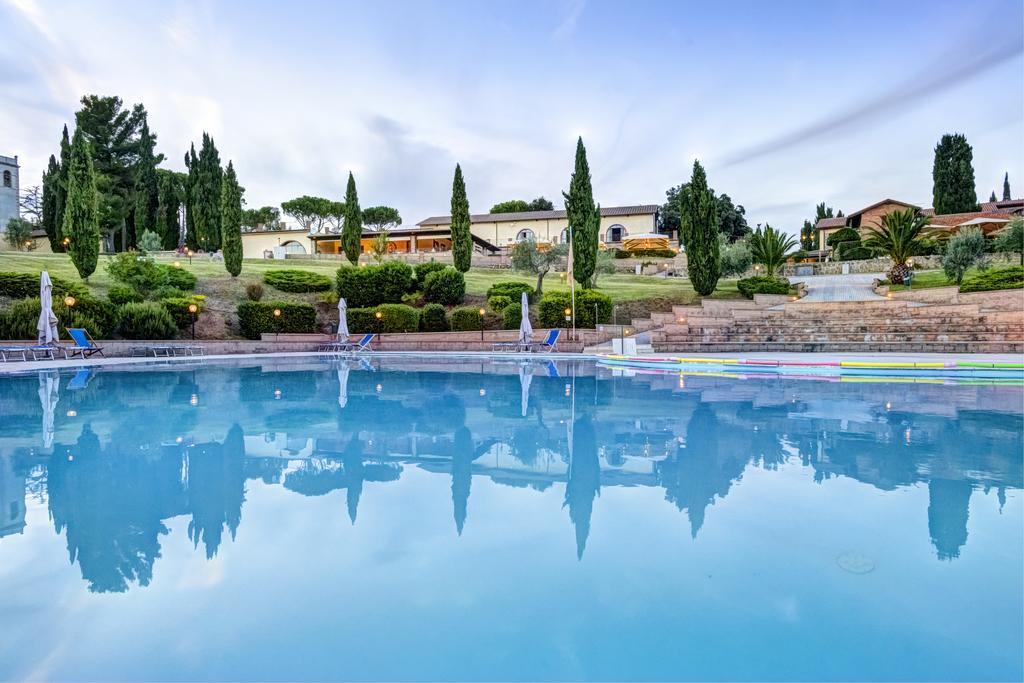 Pian Dei Mucini Resort Le Ville Massa Marittima Zewnętrze zdjęcie