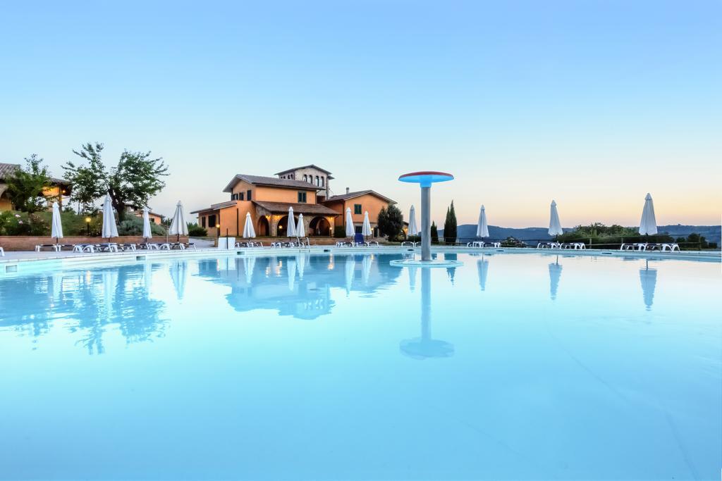 Pian Dei Mucini Resort Le Ville Massa Marittima Zewnętrze zdjęcie