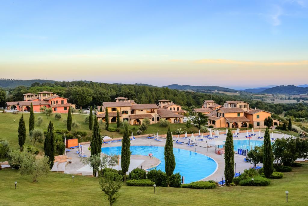 Pian Dei Mucini Resort Le Ville Massa Marittima Zewnętrze zdjęcie